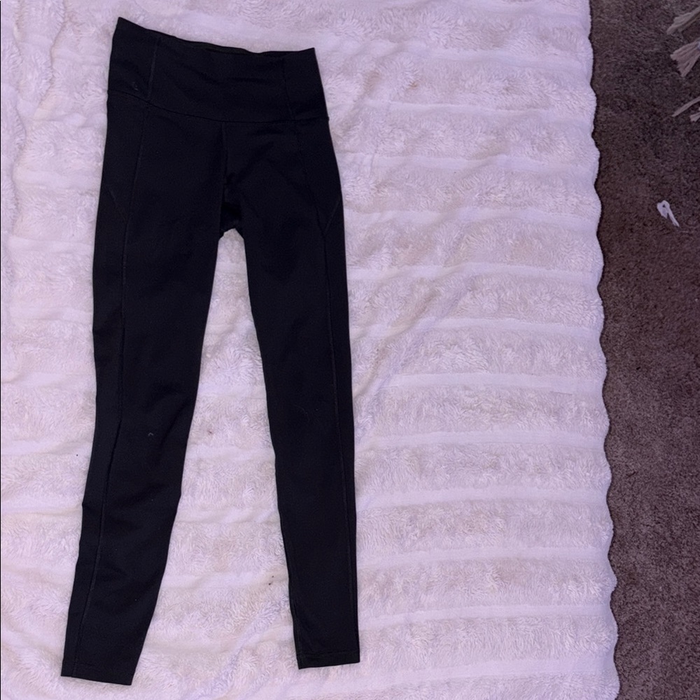 Under Armour Black and Green Leggings with Streamlined Fit